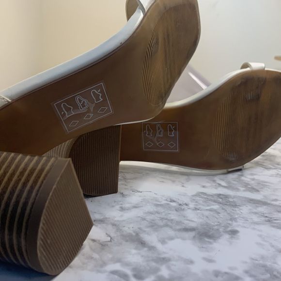 90's Y2K Chunky Heel, Square Toe Ankle Strap Heel in size 8.5 ASOS - Picture 12 of 16